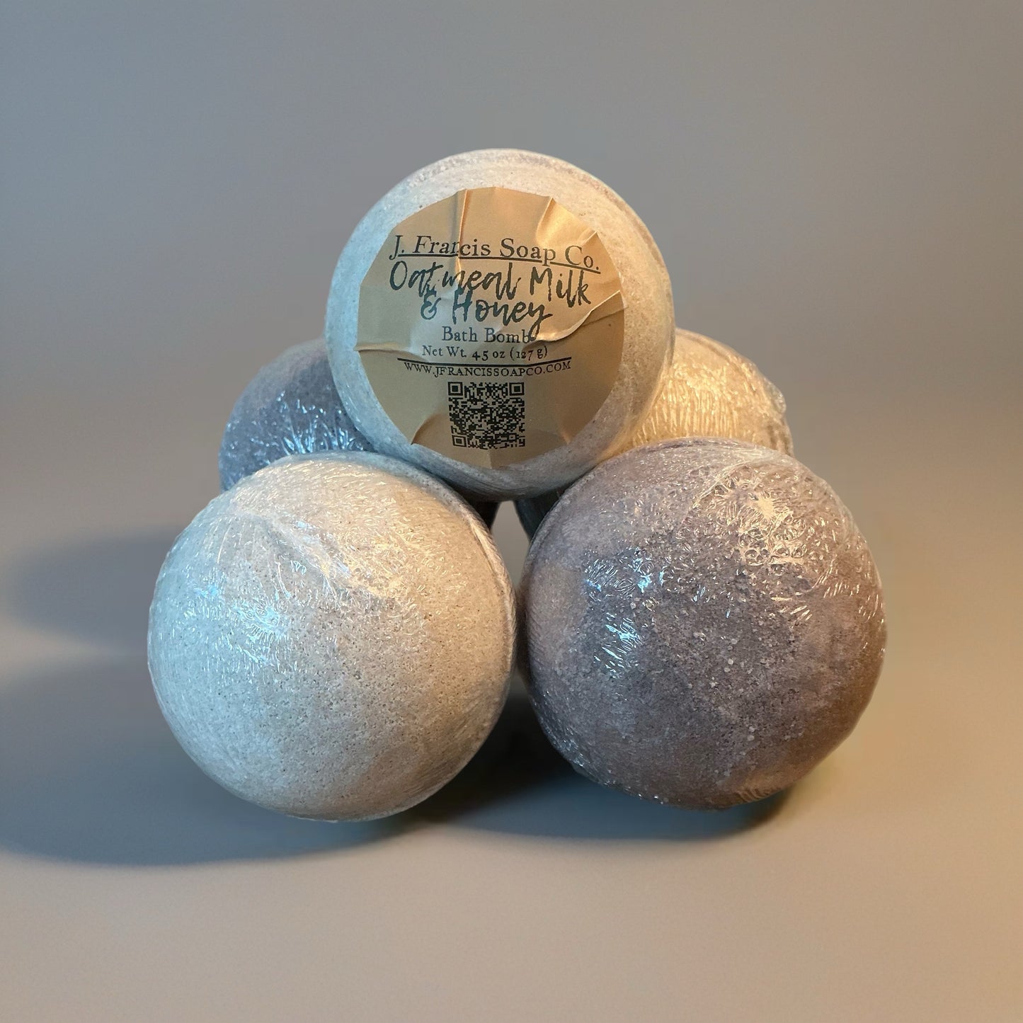 Oatmeal Milk & Honey Bath Bomb