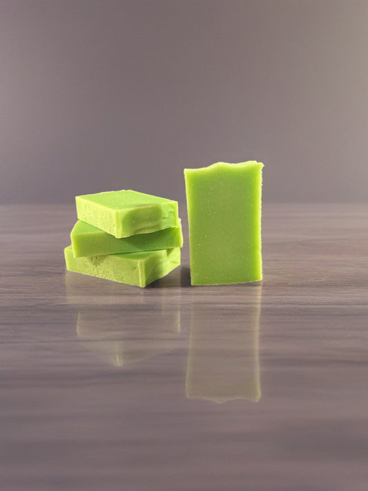 Green Aloe & Clover Soap Bar